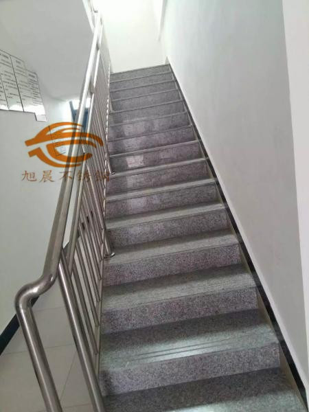 家用半岛网页版楼梯护栏管