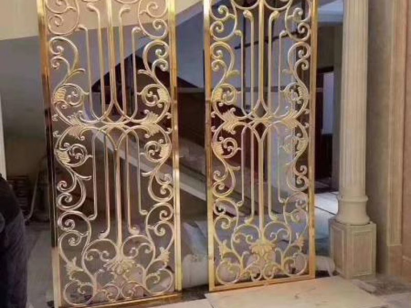 现代半岛网页版屏风不同场所有不同作用和美观。