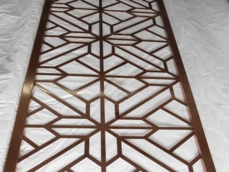 镜面半岛网页版屏风制作及外饰外观特点