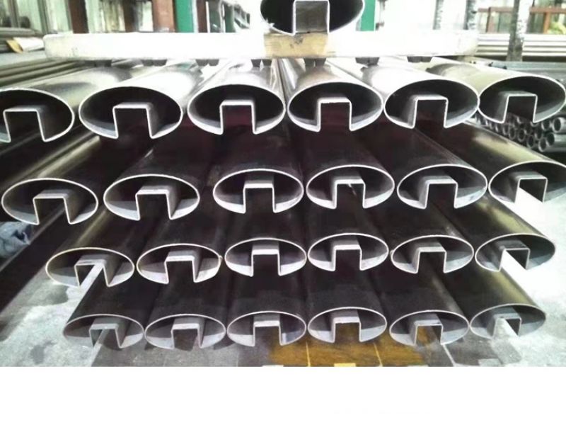 有什么方法可以去除电焊半岛网页版凹槽管的焊接点的氧化层？